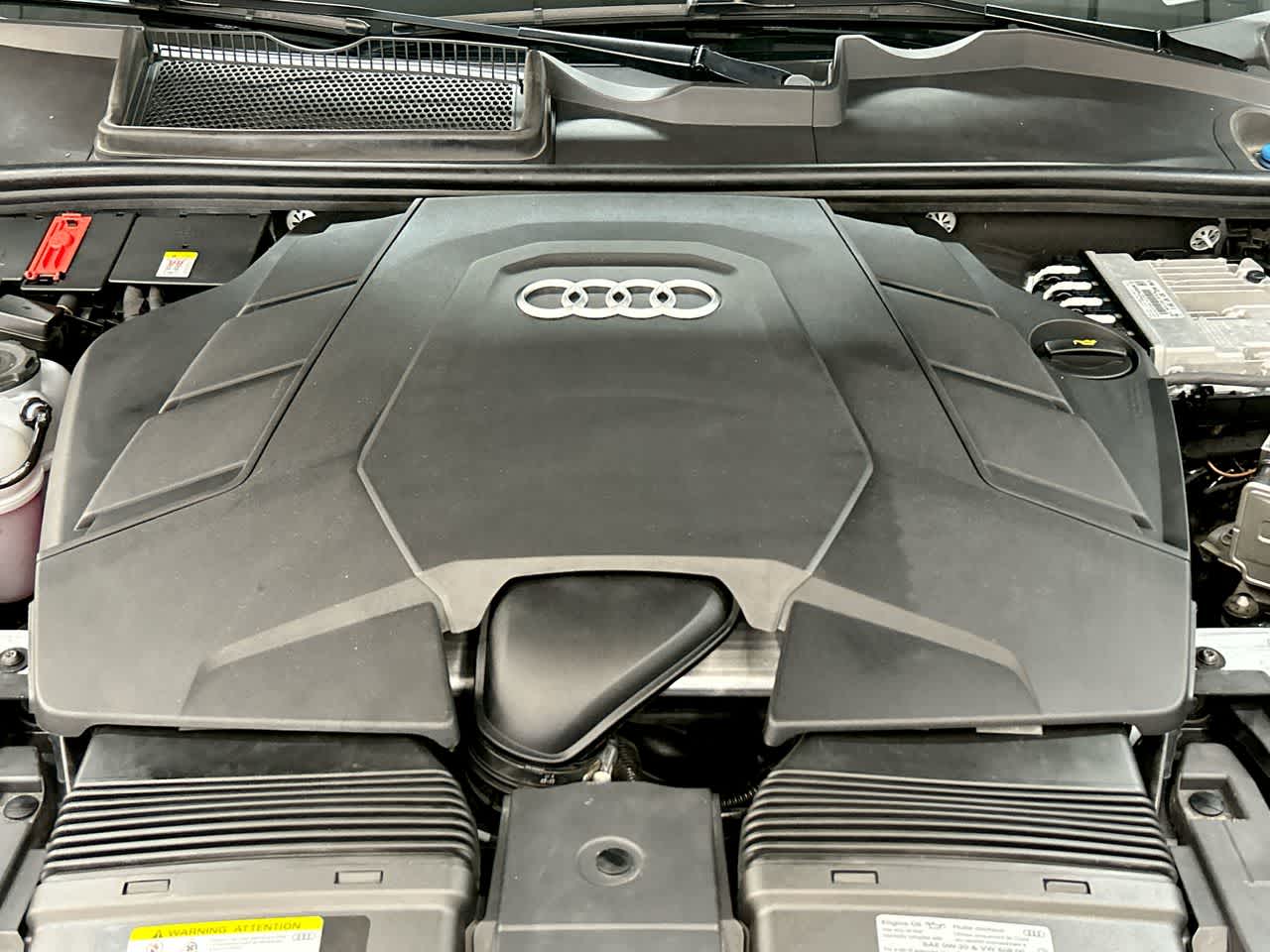 2022 Audi Q8 Premium photo 26