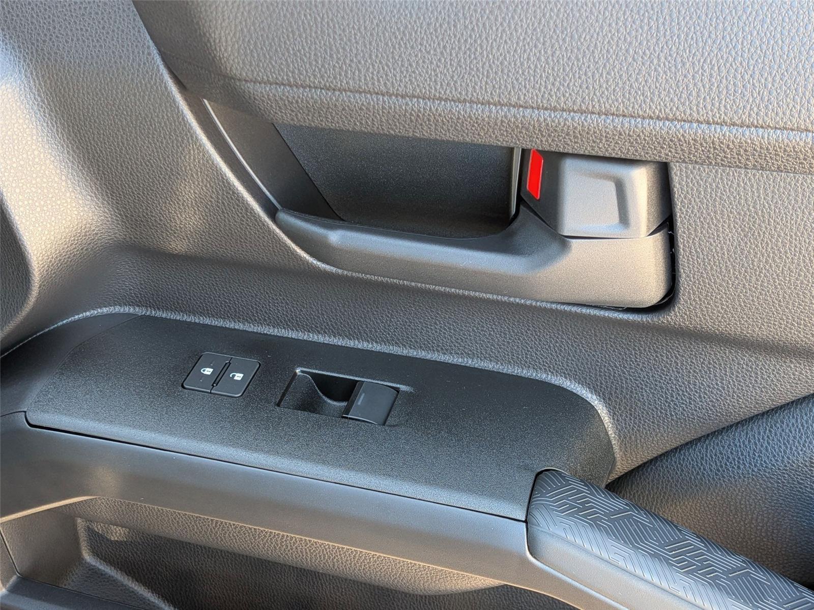 2025 Toyota 4Runner SR5 photo 32