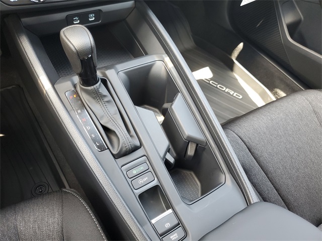 2025 Honda Accord SE photo 21