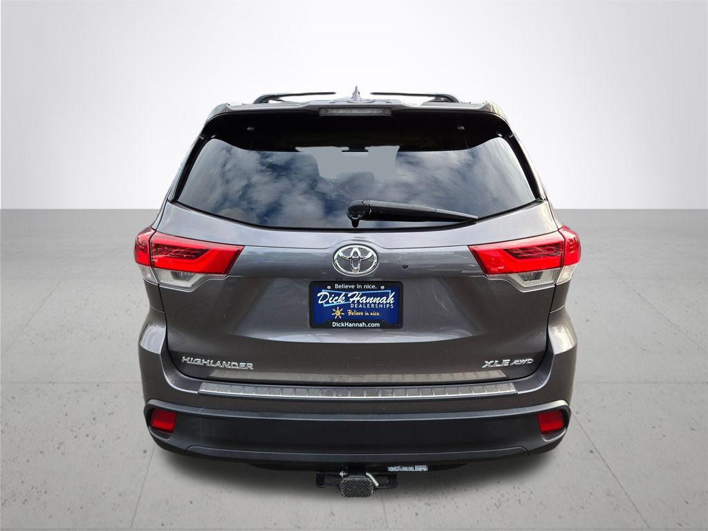 2019 Toyota Highlander XLE photo 4