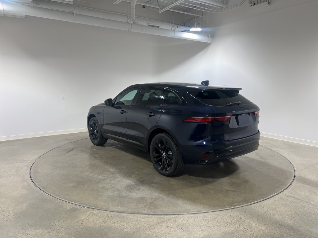 2026 Jaguar F-PACE P250 R-Dynamic S photo 2