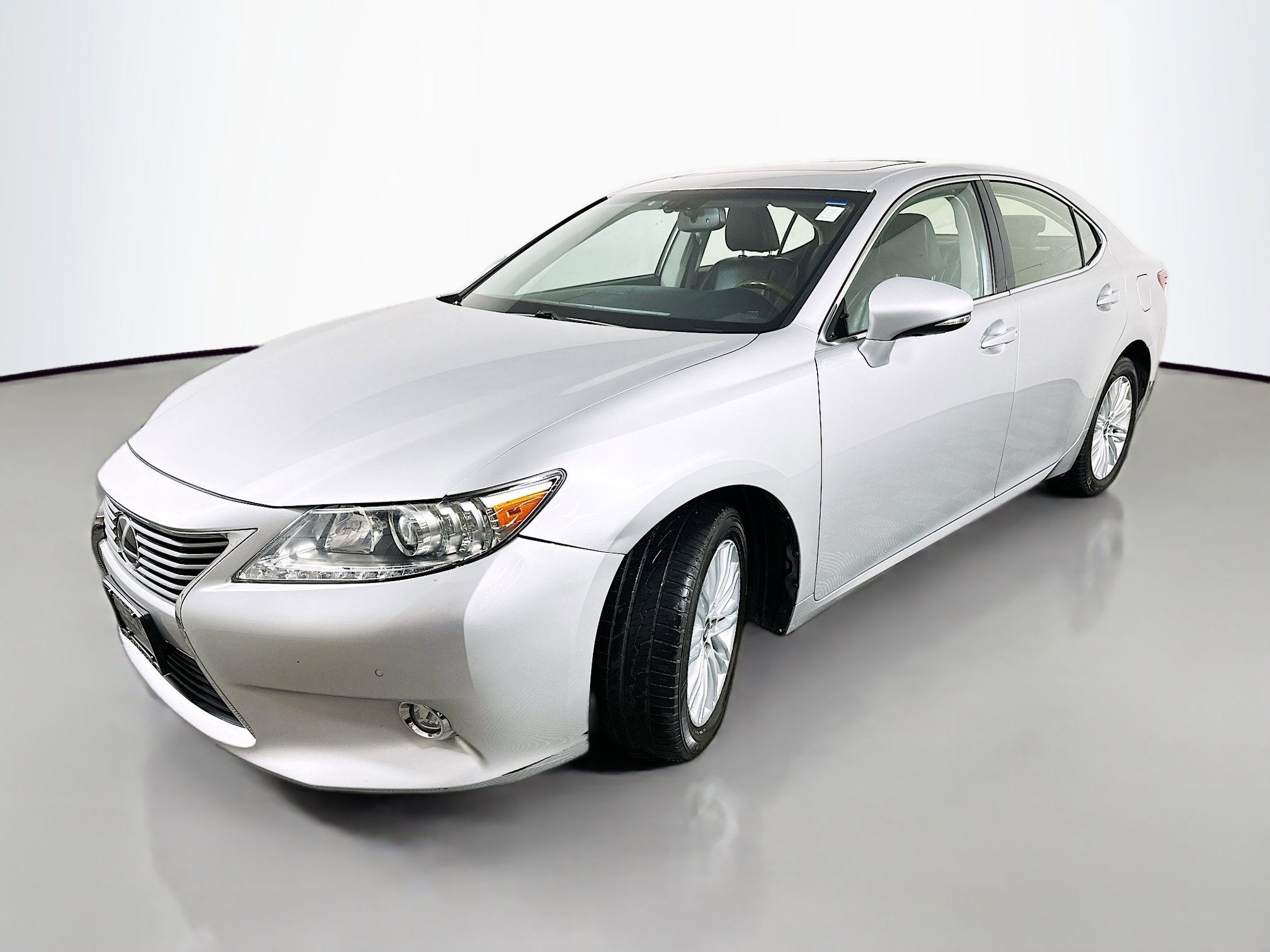 2014 Lexus ES 350 photo 3