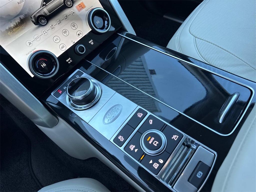 2019 Land Rover Range Rover SuperCharged HSE photo 27