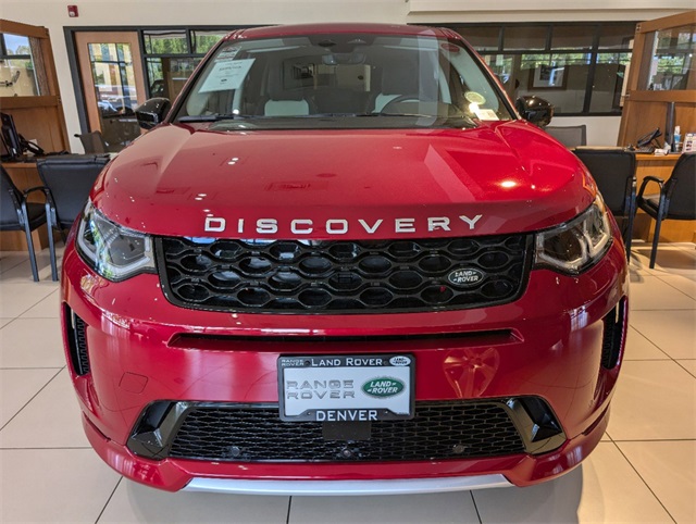 2024 Land Rover Discovery Sport S photo 3