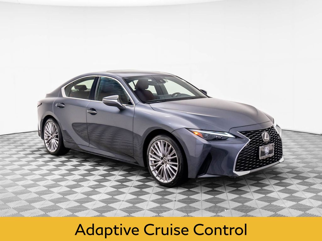 2022 Lexus IS 300 AWD photo 7