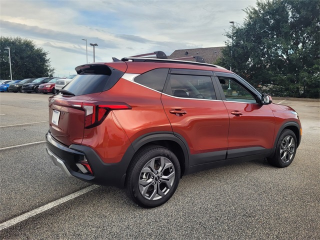 2024 Kia Seltos S photo 10