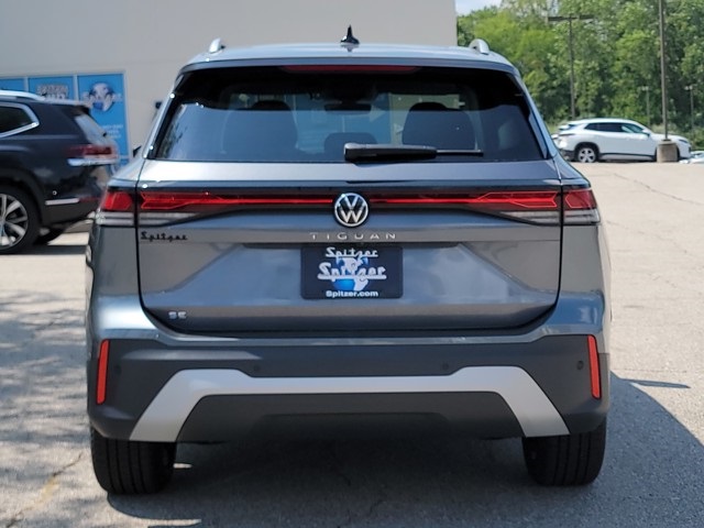 2025 Volkswagen Tiguan SE photo 4