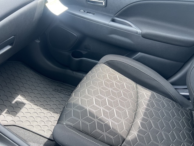 2025 Mitsubishi Outlander Sport ES photo 23
