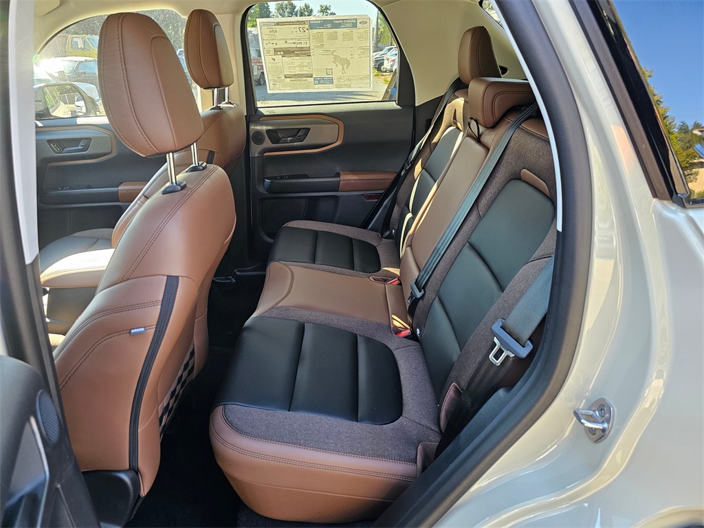 2025 Ford Bronco Sport Outer Banks photo 16