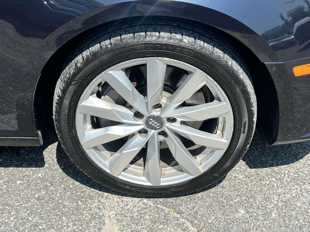 2017 Audi A4 2.0T Premium photo 3