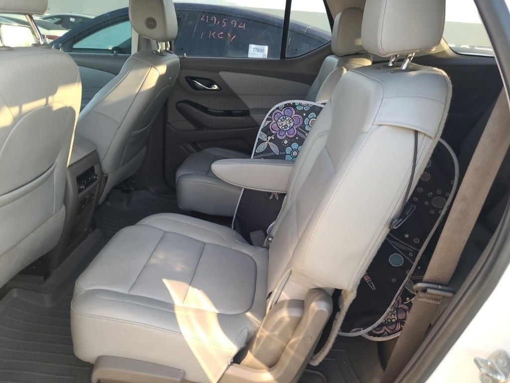 2020 Chevrolet Traverse Leather photo 4