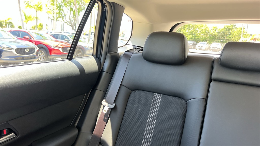 2025 Mazda CX-50 2.5 S Premium photo 17