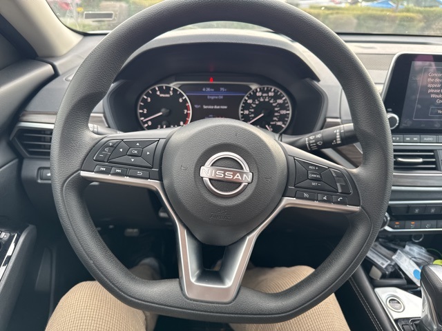 2023 Nissan Altima 2.5 SV photo 16