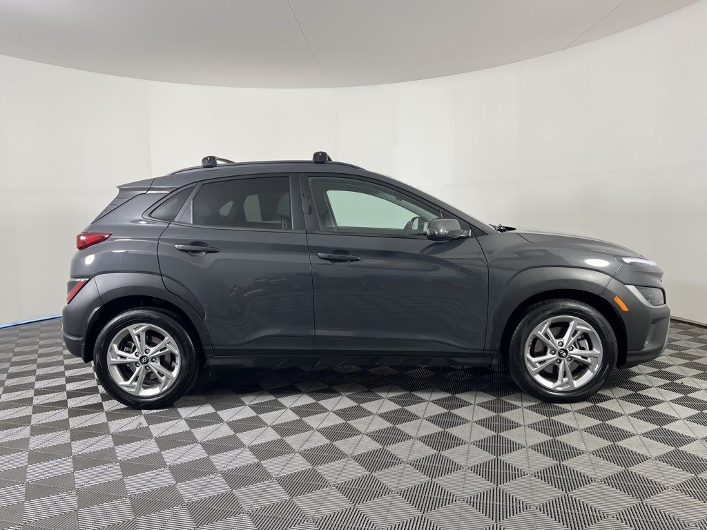 2023 Hyundai Kona SEL photo 5
