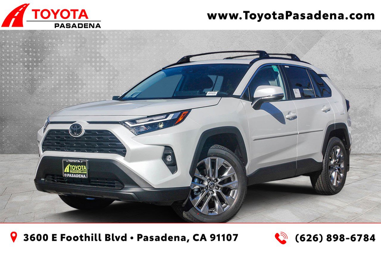 2025 Toyota RAV4 XLE Premium's photo