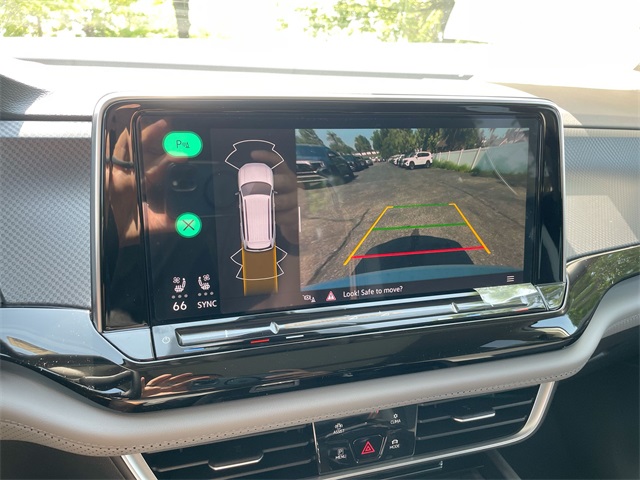 2025 Volkswagen Atlas Peak Edition SE Technology photo 21