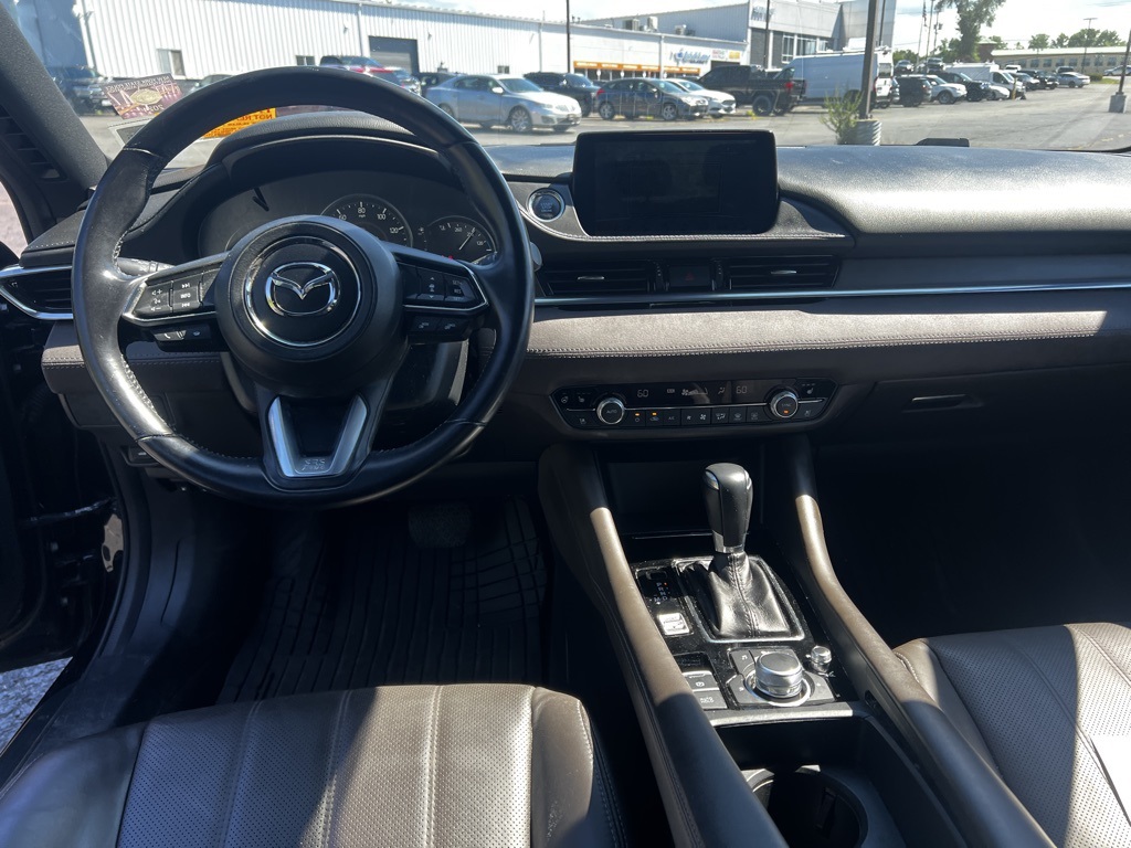 2018 Mazda Mazda6 Signature photo 2