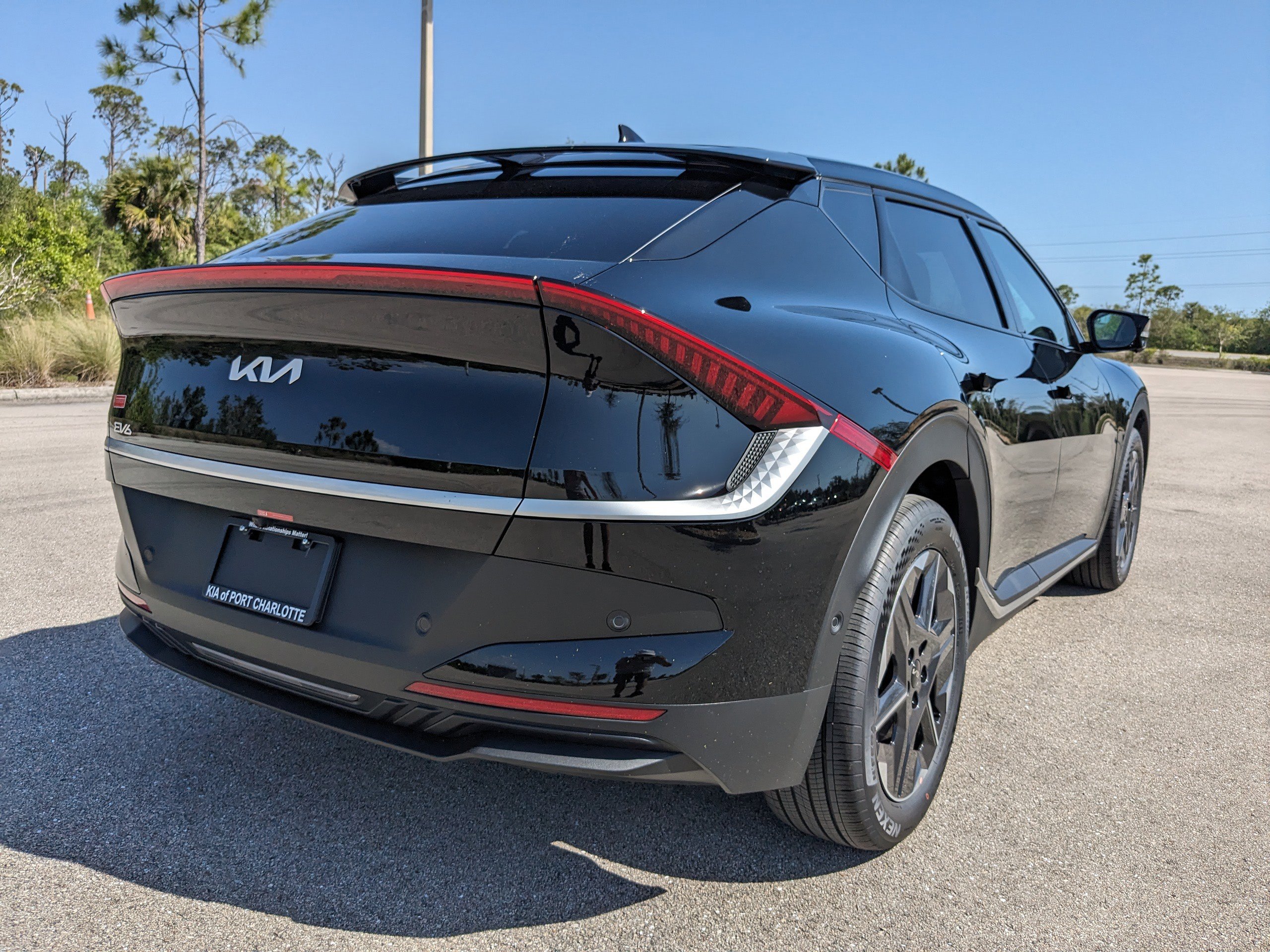 2025 Kia EV6 Light photo 4