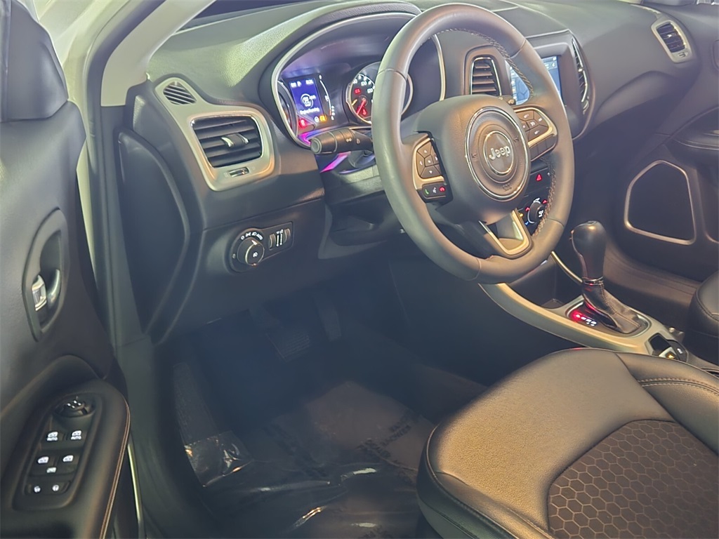 2021 Jeep Compass Latitude photo 10