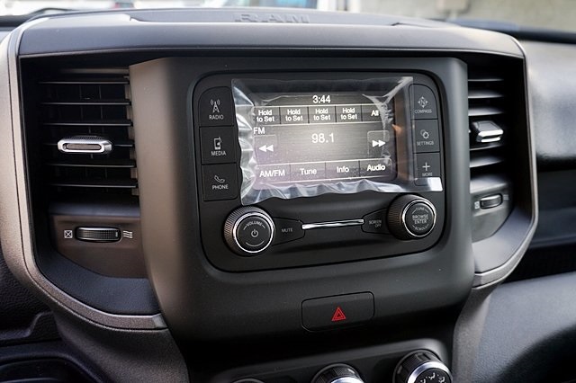 New 2024 Bright White Clear-Coat Exterior Paint RAM Tradesman image 30