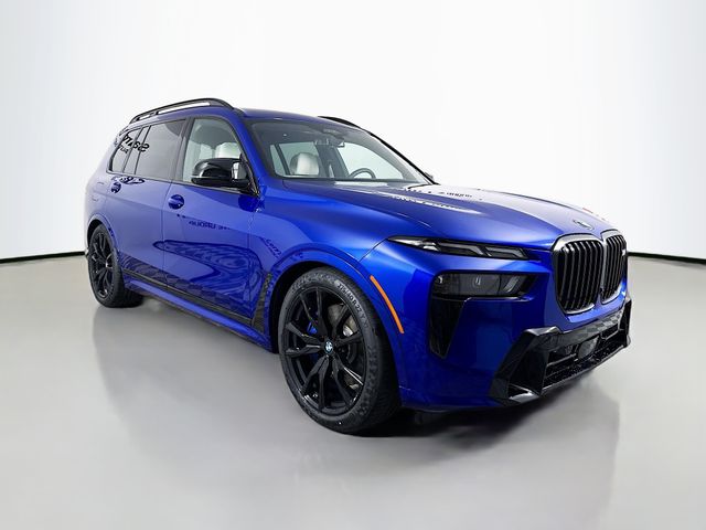 2026 BMW X7 M60i's photo