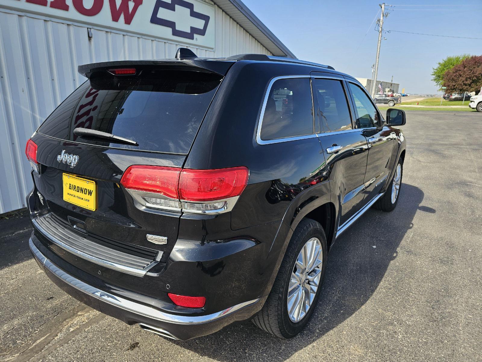 2017 Jeep Grand Cherokee Summit photo 4