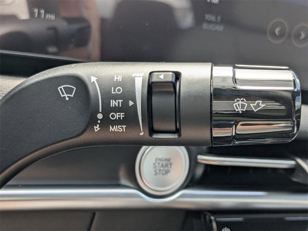 2025 Hyundai Santa Cruz SEL Activity photo 27