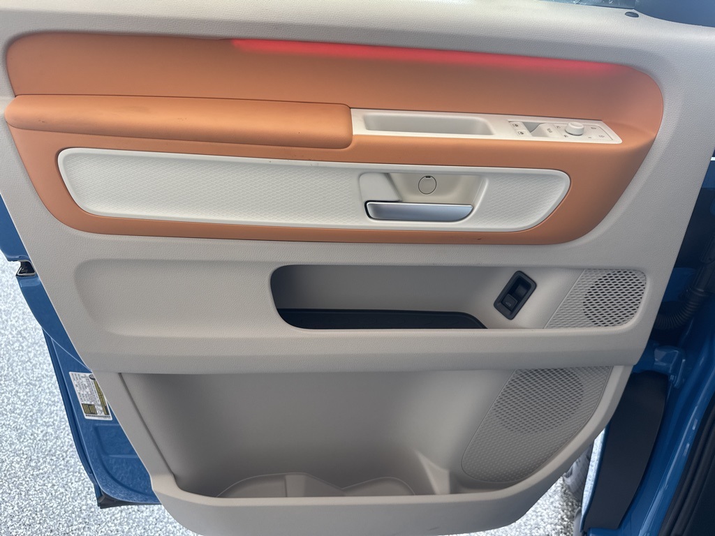 2025 Volkswagen ID. Buzz photo 12