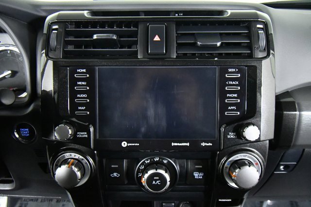 2024 Toyota 4Runner TRD Off-Road Premium photo 3