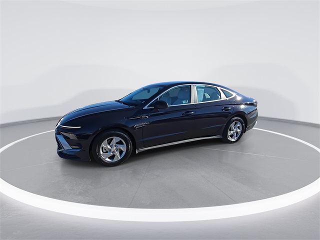 2025 Hyundai Sonata SE photo 4