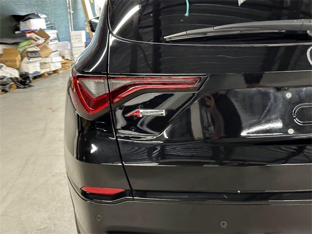 2023 Acura MDX SH-AWD A-Spec photo 10