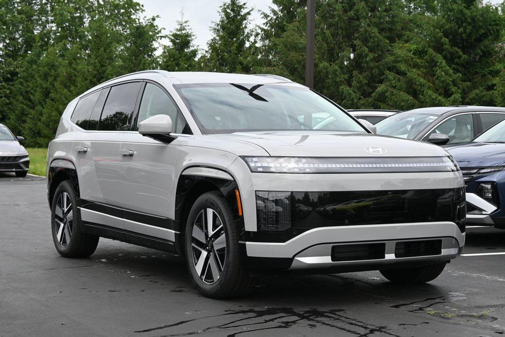 2026 Hyundai IONIQ 9 SEL's photo