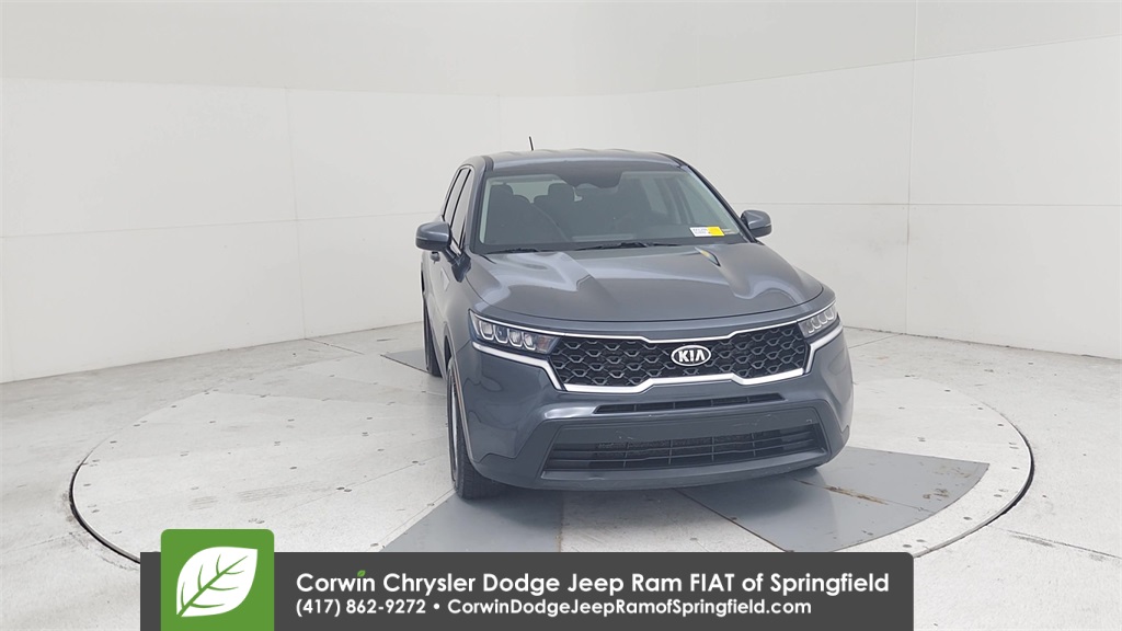 2021 Kia Sorento LX photo 4
