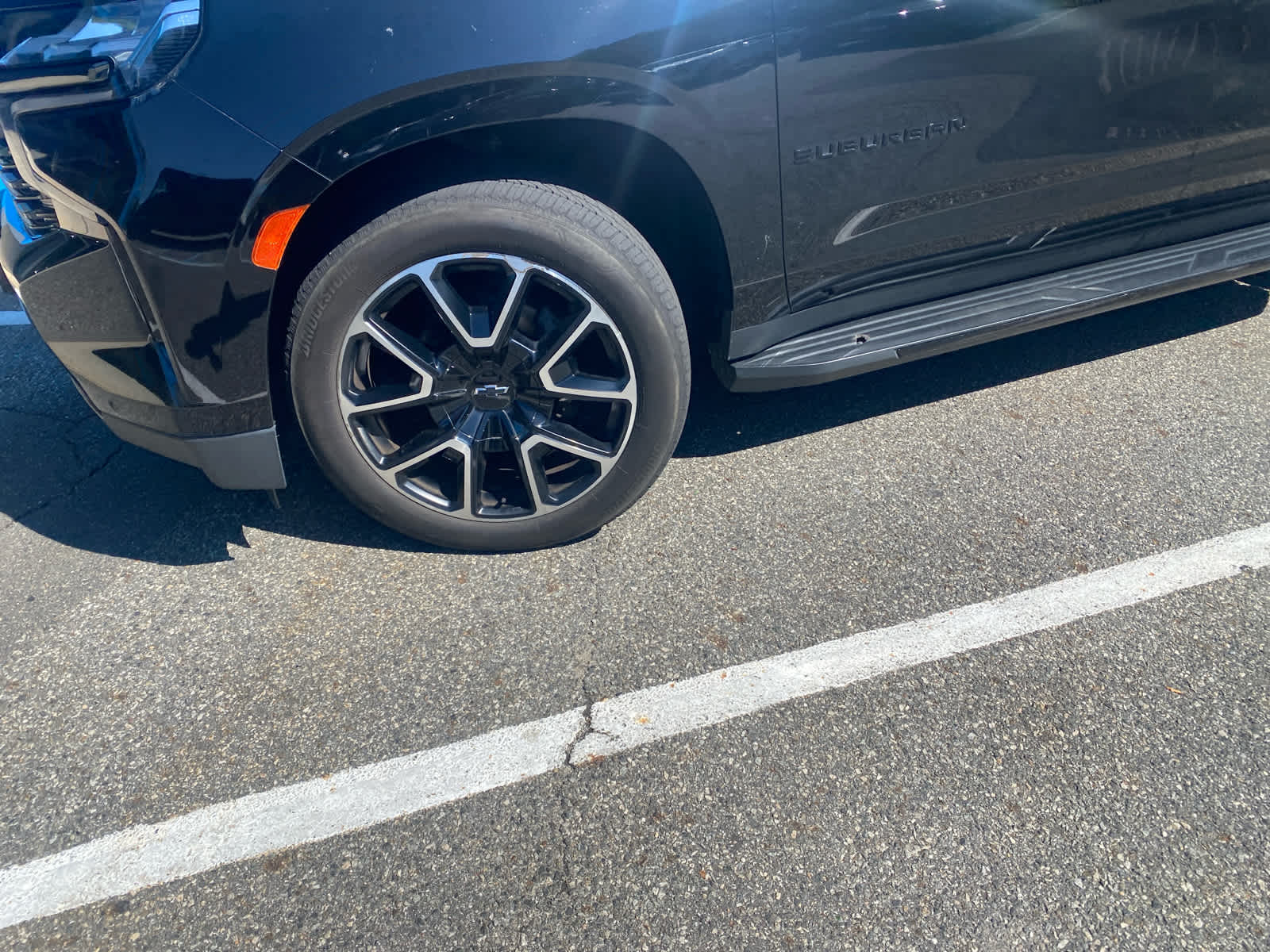 2021 Chevrolet Suburban RST photo 4