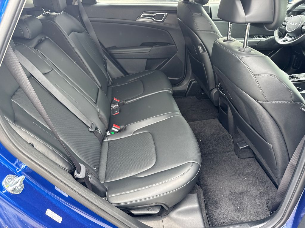 2024 Kia Sportage EX photo 15