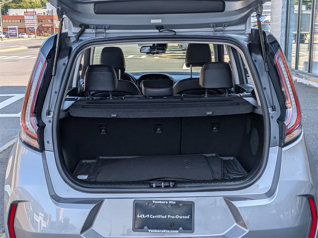2023 Kia Soul GT-Line photo 4