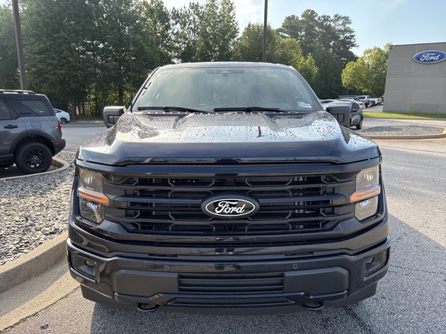 2025 Ford F-150 XLT photo 3