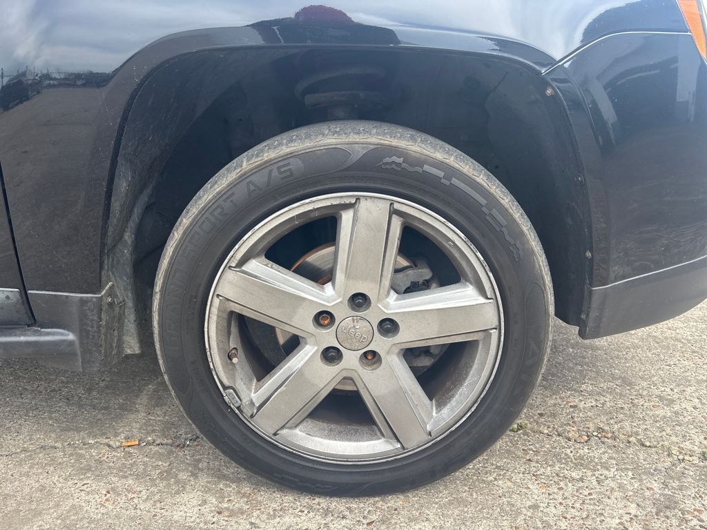 2012 Jeep Compass Limited photo 2