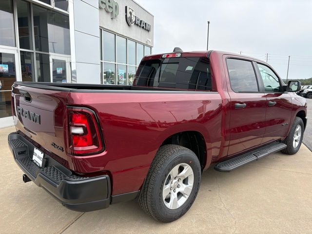 2025 Ram 1500 Tradesman photo 3