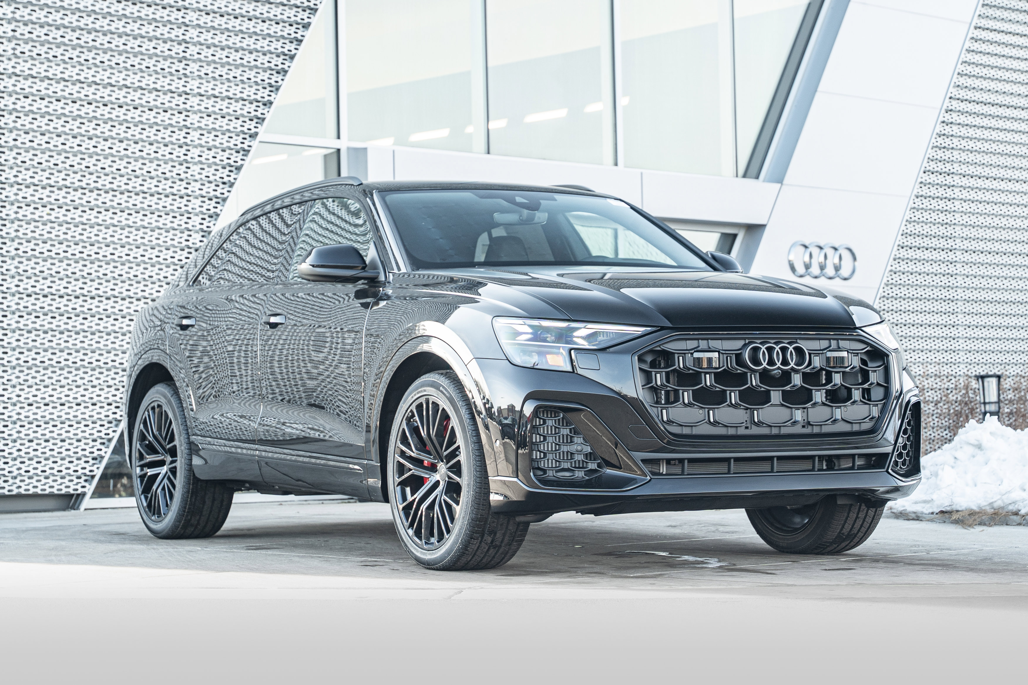 2026 Audi SQ8 Prestige's photo