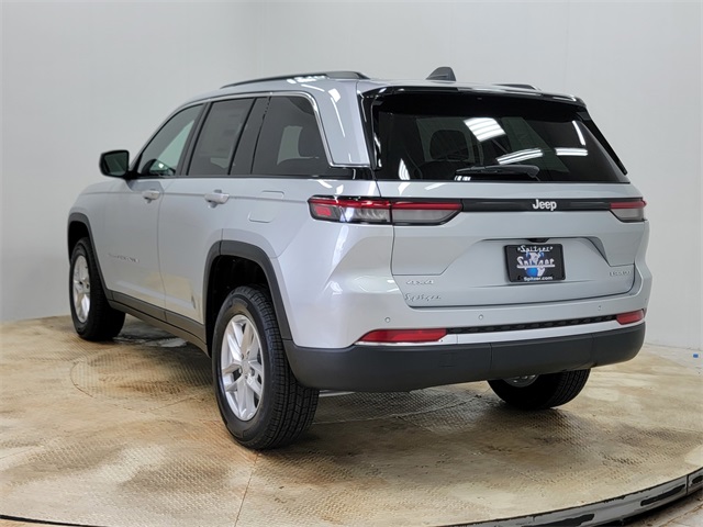 2025 Jeep Grand Cherokee Laredo X photo 6