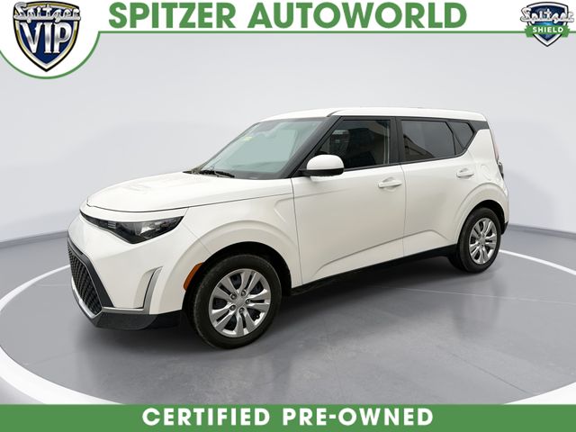 2023 Kia Soul LX's photo