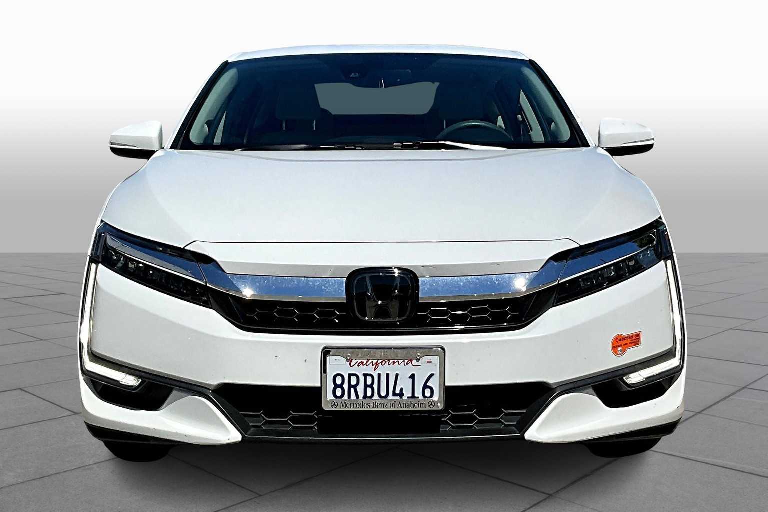 2019 Honda Clarity Plug-In Hybrid photo 3