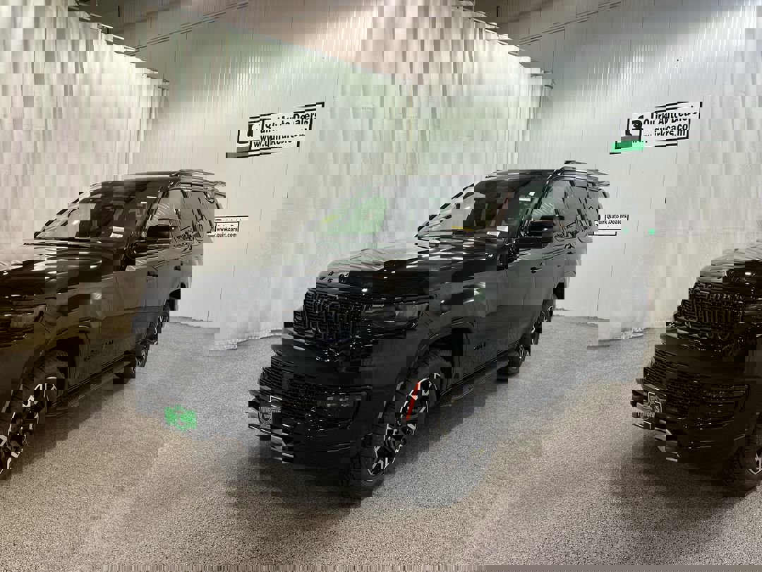2025 Jeep Wagoneer Series II Overland photo 3