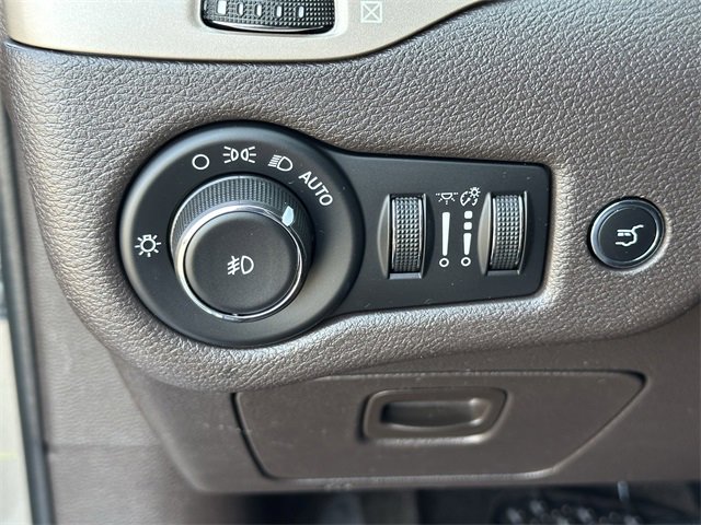 2018 Jeep Cherokee Trailhawk photo 18