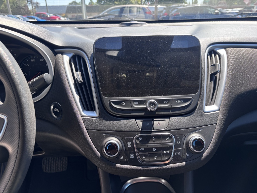 2023 Chevrolet Malibu 1LT photo 18