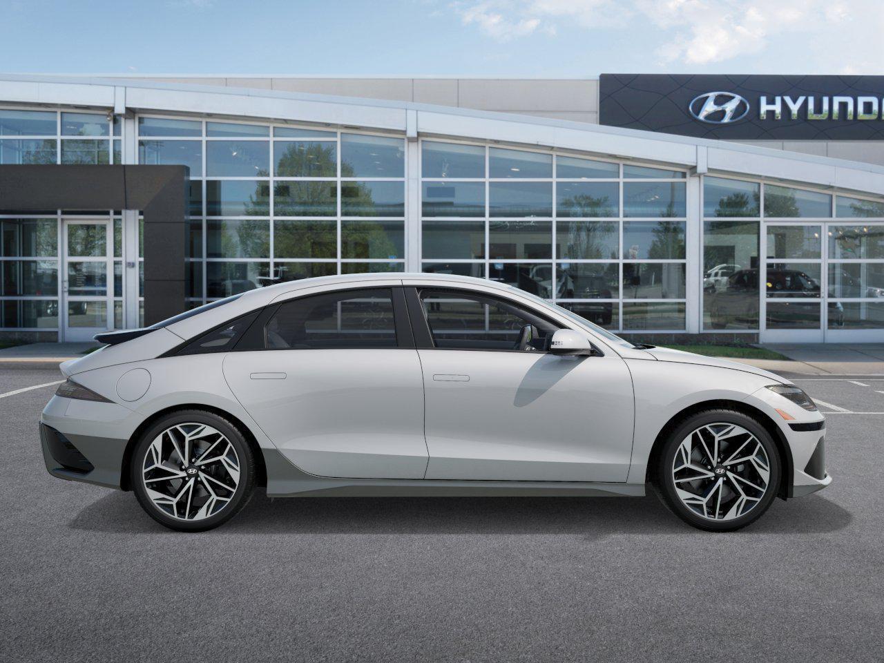2025 Hyundai Ioniq 6 SEL photo 13