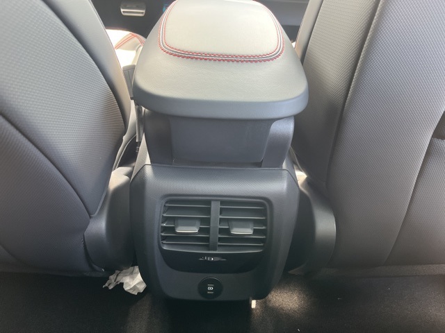 2025 Ford Mustang Mach-E Premium photo 4