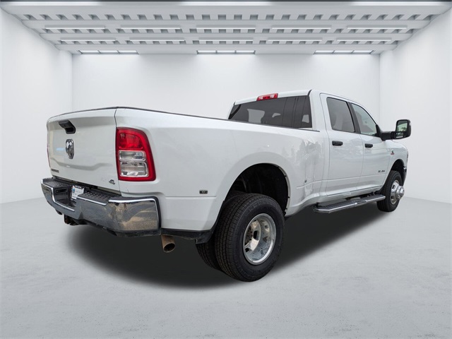 2023 Ram 3500 Big Horn photo 4