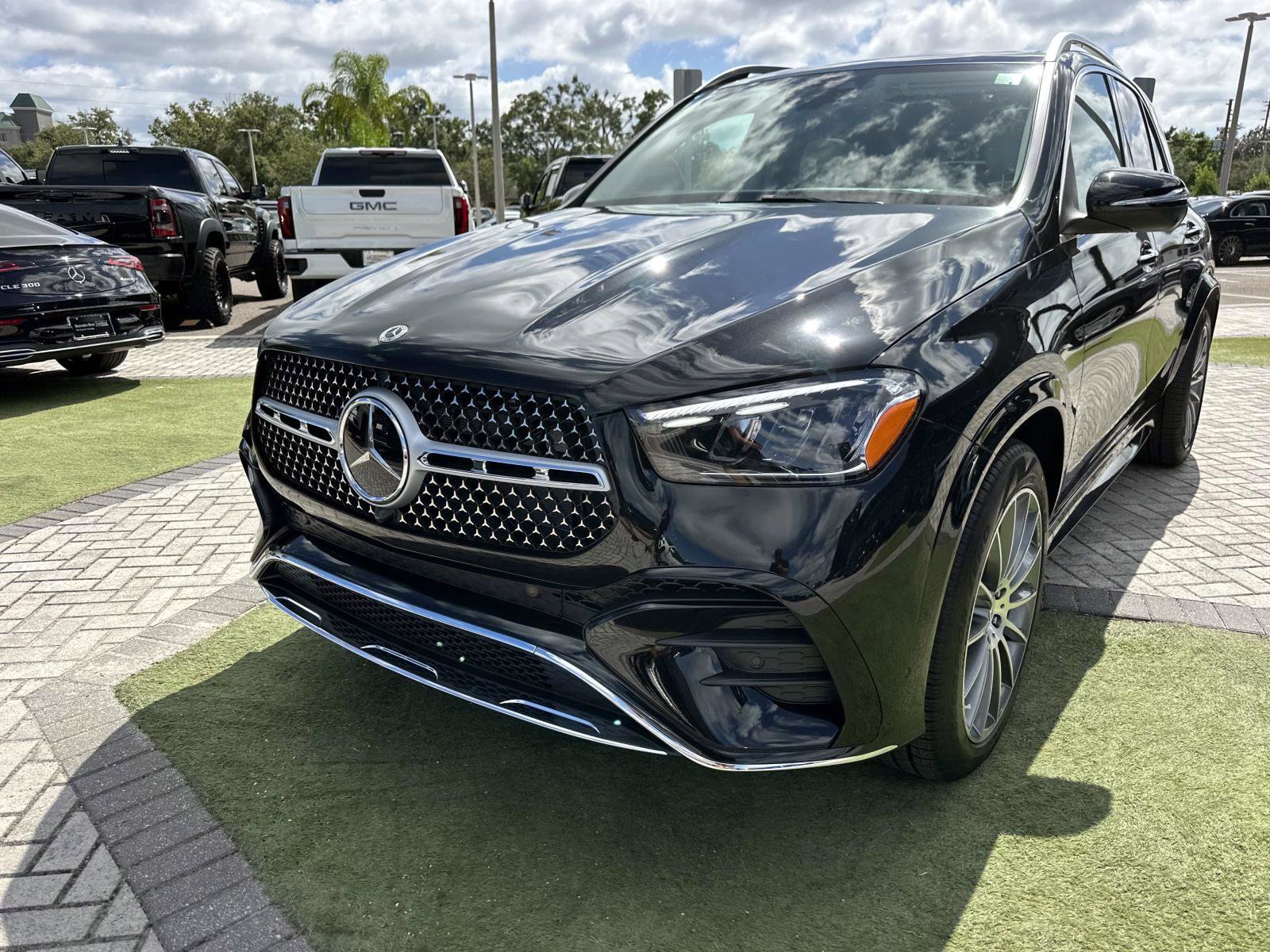 2026 Mercedes Benz GLE 450 4MATIC photo 8